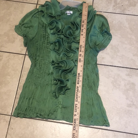 Cute Top - Picture 3 of 5